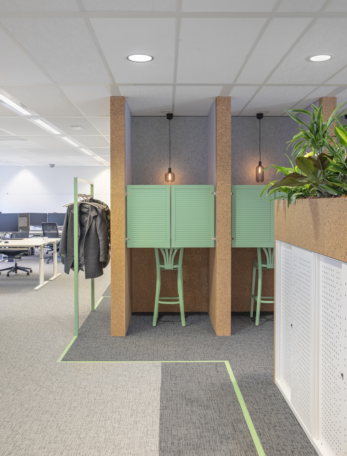 https://www.heyligersarchitects.nl/wp-content/uploads/2021/10/Heyligers_interieur_gemeente_Amsterdam_kantoor_office-12.jpg