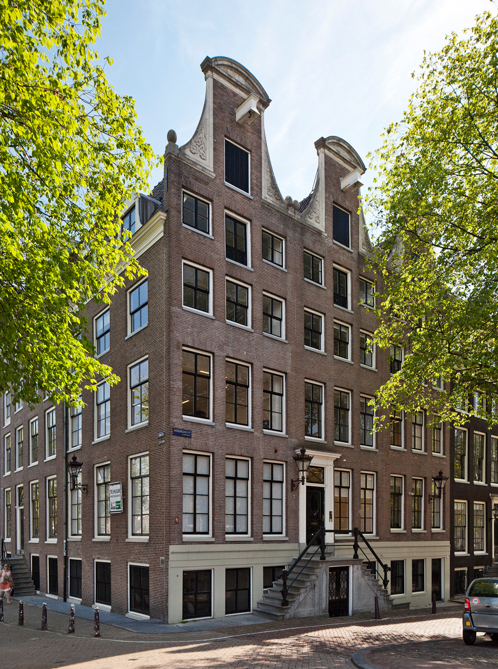 https://www.heyligersarchitects.nl/wp-content/uploads/2021/11/GEN01_15_WoutervanderSar_13_kleiner-1.jpg