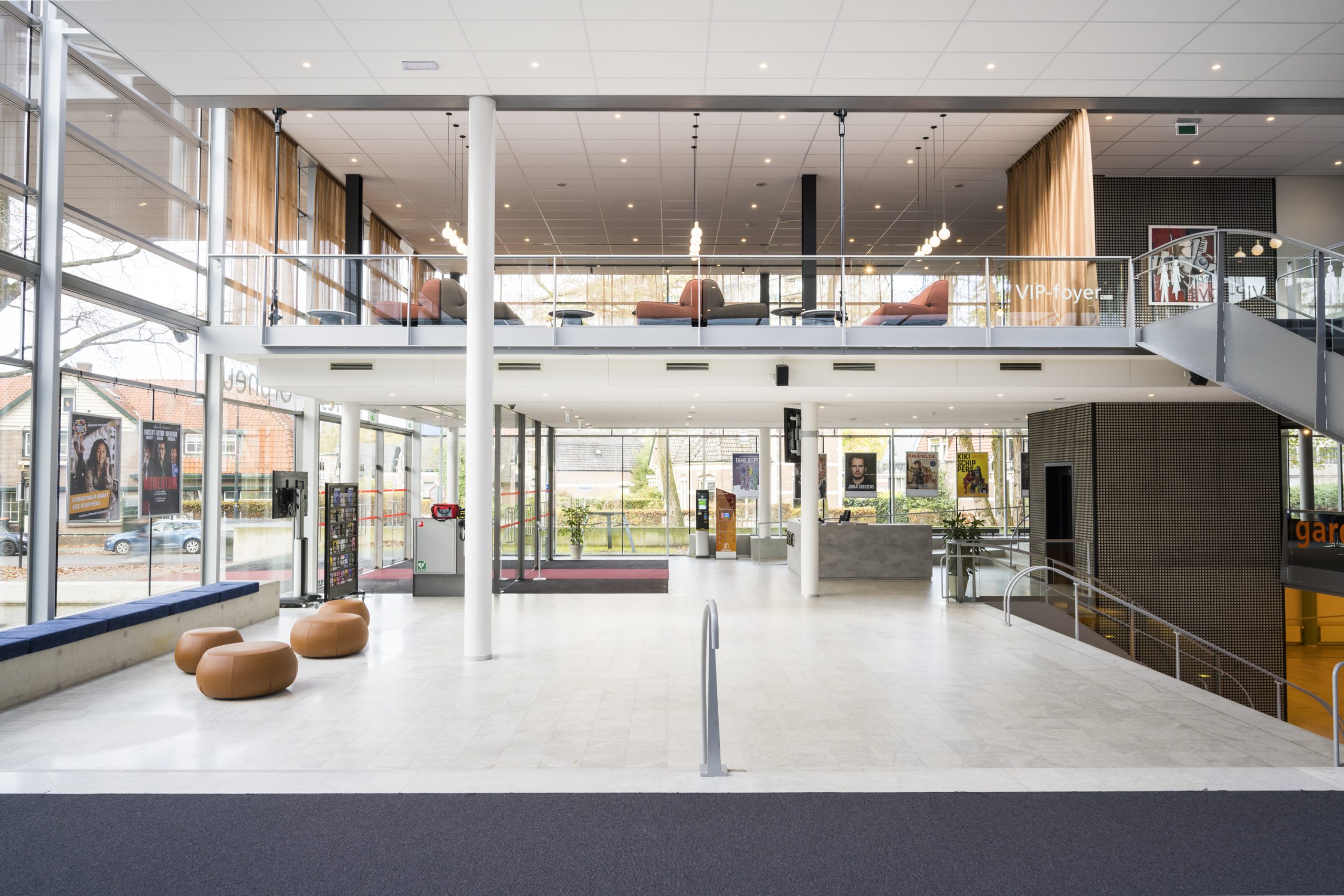 https://www.heyligersarchitects.nl/wp-content/uploads/2022/11/ORPH01_LowRes07_Orpheus-Nieuwe-Foyer-Credits-Sven-Scholten-LR-7-scaled.jpg