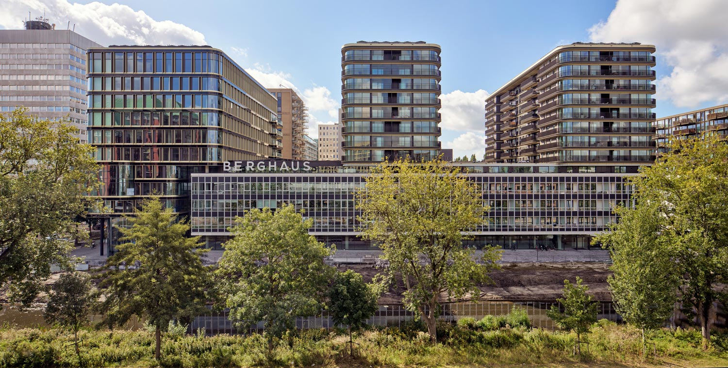 https://www.heyligersarchitects.nl/wp-content/uploads/2024/01/BOEL01_LowRes_©-Ronald-Tilleman_20250902-0063_Panorama-small.jpg