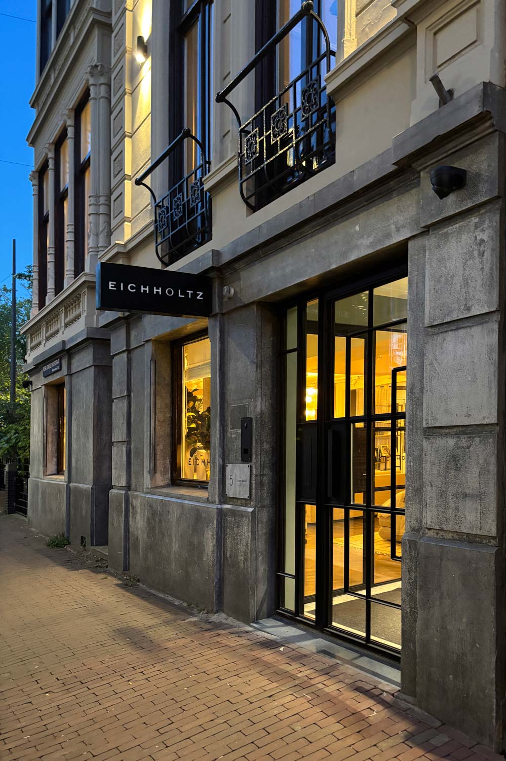 https://www.heyligersarchitects.nl/wp-content/uploads/2025/07/SHK-53-deurwestgevel.jpg