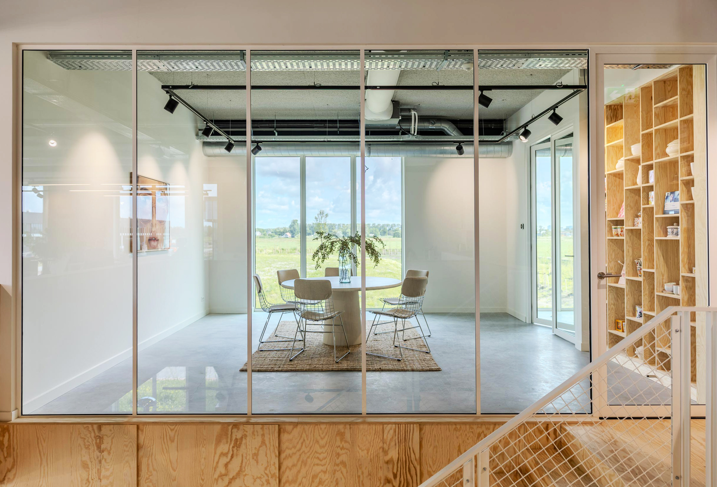 https://www.heyligersarchitects.nl/wp-content/uploads/2025/09/5-2025.06.10-Blond-Amsterdam-low-21_JG.jpg