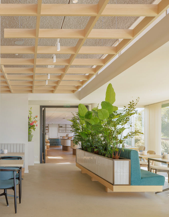 https://www.heyligersarchitects.nl/wp-content/uploads/2026/05/WoutervanderSar_26050100-12-LRwarmer_uitsnede.jpg