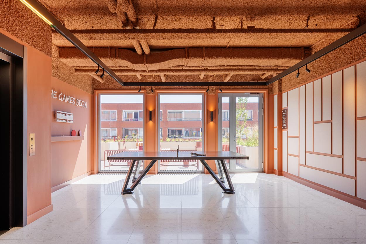 https://www.heyligersarchitects.nl/wp-content/uploads/2026/09/09_SHA02_Low-Res_WoutervanderSar_26070800-17-LR-1.jpg